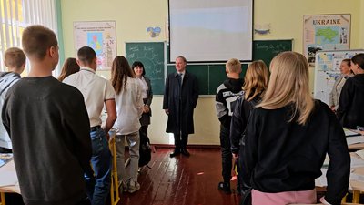 Велика Британія виділить планує виділити 93 тисячі фунтів на відновлення драмтеатру в Чернігові Велика Британія виділить планує виділити 93 тисячі фунтів на відновлення драмтеатру в Чернігові