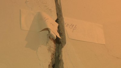 Проблема у будинку на проспекті Миру, 76/1 почалися 6 років тому, коли з’явилися перші тріщини Проблема у будинку на проспекті Миру, 76/1 почалися 6 років тому, коли з’явилися перші тріщини