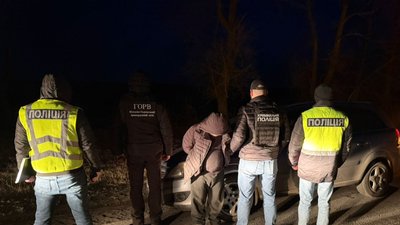 На Вінниччині викрили дві схеми переправлення чоловіків за кордон