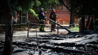 Пожежа у Херсоні, рятувальники, дрони РФ