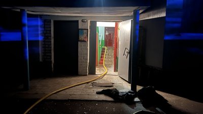 На Житомирщині у власній квартирі на пожежі загинув чоловік На Житомирщині у власній квартирі на пожежі загинув чоловік