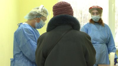 У черкаській поліклініці щодня роблять до двохсот тестів на коронавірус