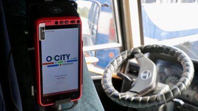 На Львівщині понад 200 автобусів обладнали валідаторами для безготівкової оплати