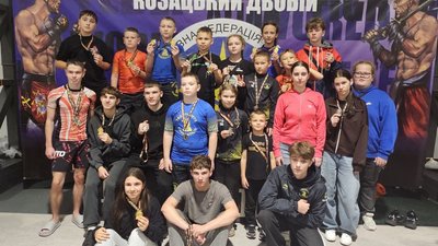 Бійці Сумщини взяли участь у турнірах з козацького двобою
