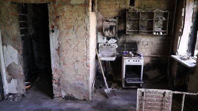 Будинок всередині Будинок всередині