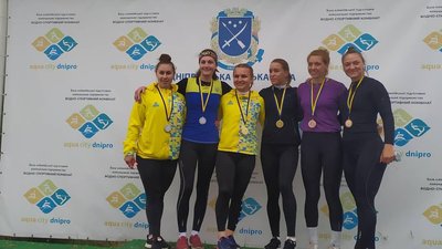Сім медалей привезли дві веслувальниці Житомирщини з Чемпіонату України Сім медалей привезли дві веслувальниці Житомирщини з Чемпіонату України