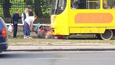 В Одесі госпіталізували велосипедиста після зіткнення з трамваєм