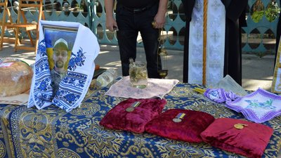 Зазнав поранень у попередні роки війни, і знову пішов на фронт. У Кропивницькому попрощалися з Валерієм Шевченком