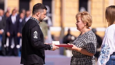 Зеленський присвоїв п'ятьом жителям Запорізької області почесні звання