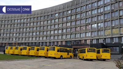 Сумщина отримала 11 шкільних автобусів Сумщина отримала 11 шкільних автобусів