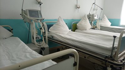 Додаткові ковідні ліжка готові розгорнути на Закарпатті. Як лікарні готуються до прийому хворих