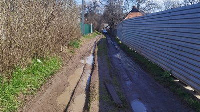 У Полтаві місцеві жителі просять відремонтувати покриття на провулку Бандери: що відомо