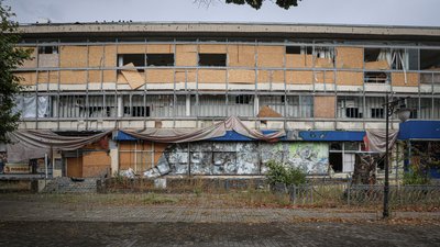 Херсон, місто, вулиця Європейська, магазин Парус