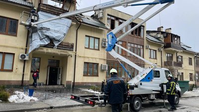 Житловий будинок, пошкоджений внаслідок обстрілу РФ, Запоріжжя, 1 березня 2025