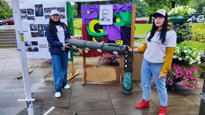 Польова кухня, вироби майстрів, речі з фронту: у Луцьку – благодійний ярмарок на підтримку ЗСУ Польова кухня, вироби майстрів, речі з фронту: у Луцьку – благодійний ярмарок на підтримку ЗСУ