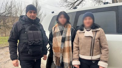 Херсонщина, евакуація, діти, поліція, волонтери