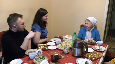 Волонтери "Спільноти Святого Егідія" орендували у Франківську помешкання для двох літніх переселенців Волонтери "Спільноти Святого Егідія" орендували у Франківську помешкання для двох літніх переселенців