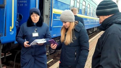 На півночі Сумщини відновили залізничне сполучення зі столицею На півночі Сумщини відновили залізничне сполучення зі столицею