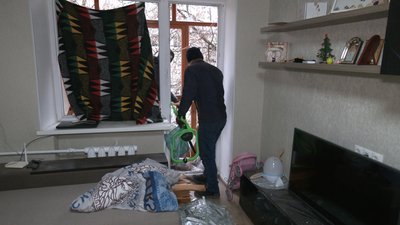 "Спочатку ніхто нічого не зрозумів". Що про ракетний обстріл Запоріжжя розповіли очевидці "Спочатку ніхто нічого не зрозумів". Що про ракетний обстріл Запоріжжя розповіли очевидці