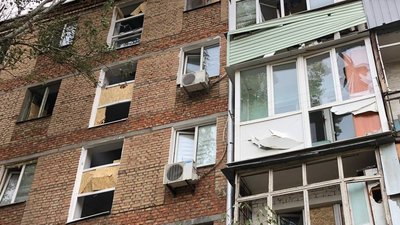 Багатоповерхівка після обстрілу в Миколаєві.13.10.2022