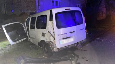 На Закарпатті внаслідок аварії загинула одна людина, троє травмовано. Всі постраждалі мешканці Рівненської області На Закарпатті внаслідок аварії загинула одна людина, троє травмовано. Всі постраждалі мешканці Рівненської області