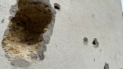 Бої за декілька кілометрів: як живуть люди у прифронтовому селі на Миколаївщині Бої за декілька кілометрів: як живуть люди у прифронтовому селі на Миколаївщині