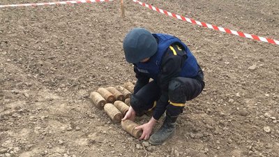 Під час земляних робіт черкащанин знайшов боєприпаси