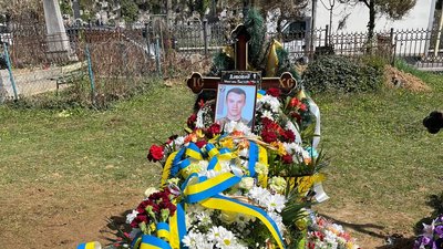 В Ужгороді попрощалися з воїном ЗСУ Максимом Дубовим