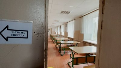 У Прилуках школи без укриттів домовляються про сховища у сусідніх будівлях та працюють над графіком роботи та змінами