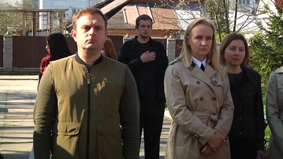На Житомирщині жителі громади разом із митцями щодня долучаються до всеукраїнської хвилини мовчання На Житомирщині жителі громади разом із митцями щодня долучаються до всеукраїнської хвилини мовчання
