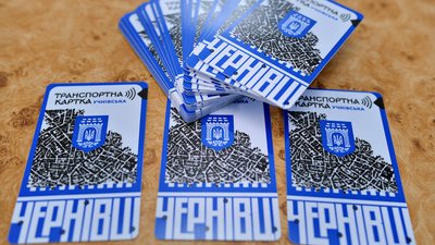У Чернівцях учням видадуть транспортні картки: для чого потрібні