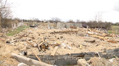 У Малинській громаді на Житомирщині обстежують всі пошкоджені будівлі внаслідок обстрілів У Малинській громаді на Житомирщині обстежують всі пошкоджені будівлі внаслідок обстрілів
