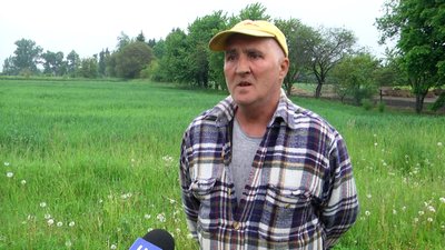 У селі на Житомирщині землю, яку мали виділити під кладовище, передали учасникам АТО У селі на Житомирщині землю, яку мали виділити під кладовище, передали учасникам АТО