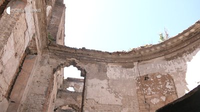 Два роки після пожежі: як виглядає палац Шидловських на Харківщині — репортаж Два роки після пожежі: як виглядає палац Шидловських на Харківщині — репортаж