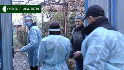 103-річний ужгородець проголосував за майбутнього міського голову 103-річний ужгородець проголосував за майбутнього міського голову