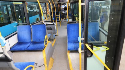 Дніпро отримав шість автобусів від місцевого бізнесу Дніпро отримав шість автобусів від місцевого бізнесу