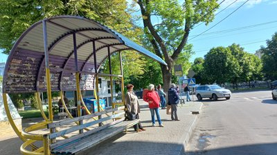 У Полтаві на ще сім маршрутів виїхали комунальні автобуси У Полтаві на ще сім маршрутів виїхали комунальні автобуси