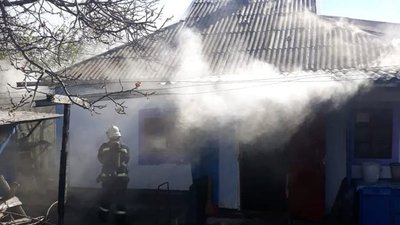 У Первомайську під час пожежі загинули двоє чоловіків У Первомайську під час пожежі загинули двоє чоловіків