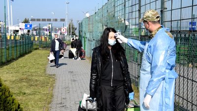 Майже три тисячі людей повернулися в Україну через піший пункт пропуску «Шегині»