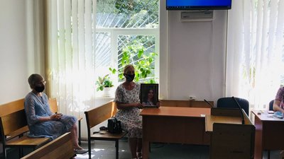 Обвинуваченому у вбивстві школярки Діани Хріненко переобрали запобіжний захід Обвинуваченому у вбивстві школярки Діани Хріненко переобрали запобіжний захід