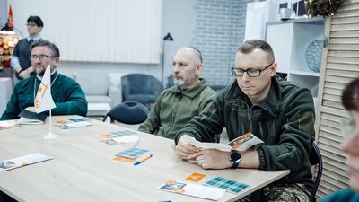 Учасники "Кола захисту" Учасники "Кола захисту"