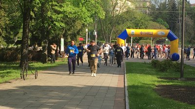 "Наближаємо перемогу": на благодійний забіг у Луцьку зареєструвалися понад пів тисячі учасників "Наближаємо перемогу": на благодійний забіг у Луцьку зареєструвалися понад пів тисячі учасників