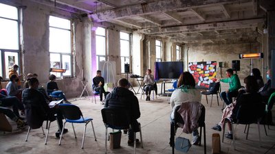 Друге життя промислових територій: екскурсія ревіталізованими локаціями “Української нової хвилі” Друге життя промислових територій: екскурсія ревіталізованими локаціями “Української нової хвилі”