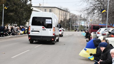 На Одещині простилися з морпіхом, який загинув у боях під Мар'їнкою На Одещині простилися з морпіхом, який загинув у боях під Мар'їнкою