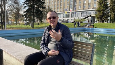 "Боявся, що не встану з ліжка": історія 42-річного львів'янина, який проходить реабілітацію після інсульту