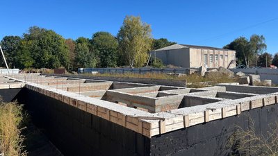 У Шполі призупинили будівництво шкільного сховища
