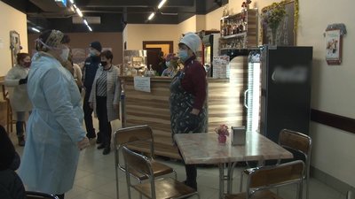 Перевірили і місцевий універмаг Перевірили і місцевий універмаг