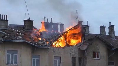 Понад 50 людей врятували пожежники: у Львові горіла квартира