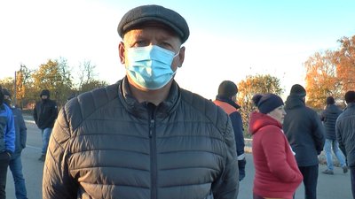 У двох селах перекривали дороги, аби вказати на необхідність ремонту У двох селах перекривали дороги, аби вказати на необхідність ремонту