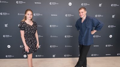 Інтерв'ю з режисером фільму "Ольга": про Євромайдан, героїню з Луганська і роботу в Україні Інтерв'ю з режисером фільму "Ольга": про Євромайдан, героїню з Луганська і роботу в Україні